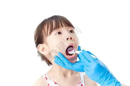 小女孩做口腔牙齿检查图片素材