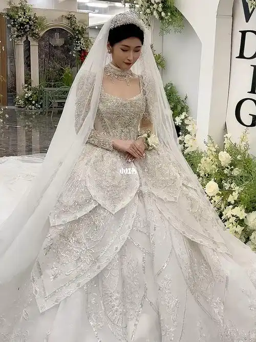 临沂宫廷款婚纱69五米大拖尾