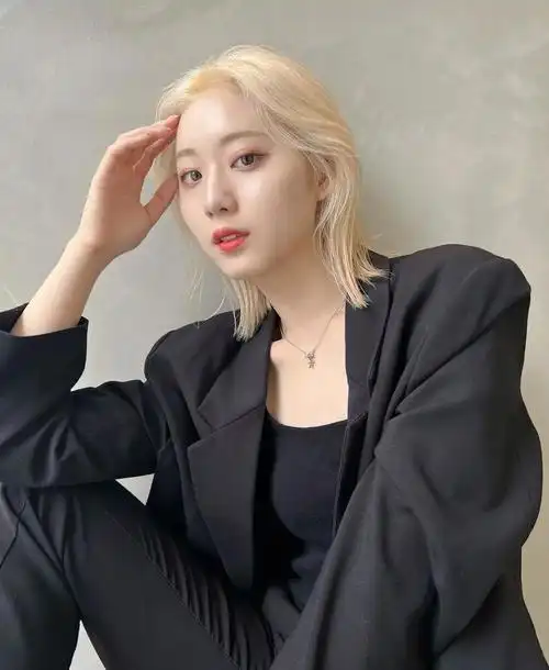 男生女生都不能错过的显白亚麻金发色