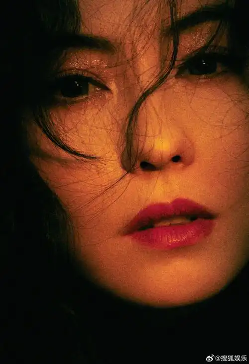 张柏芝港风小羊毛卷##张柏芝黄昏微醺氛围感