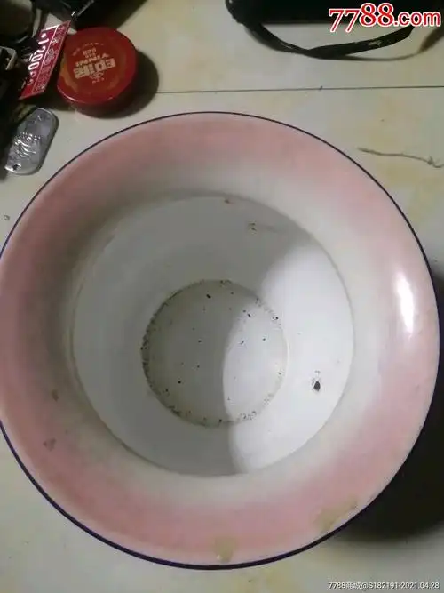 65年凤凰牌痰盂运费顺丰到付