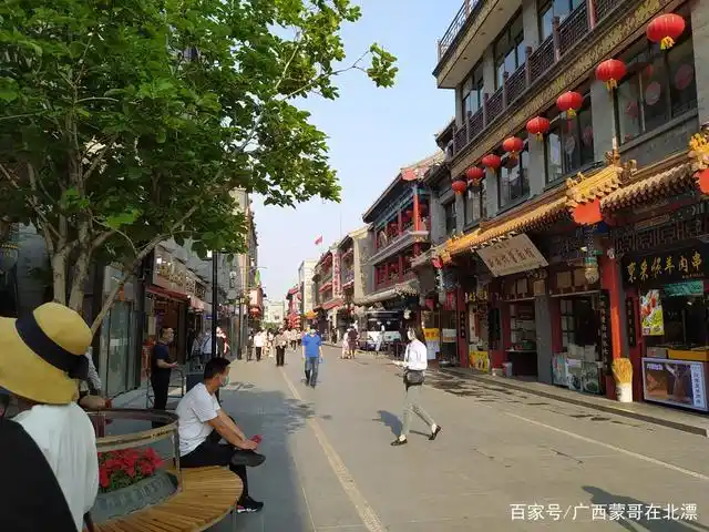 五一假期实拍:北京大栅栏商业街,往日的繁华何日再来?