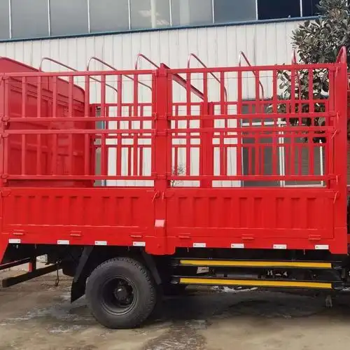 襄阳车厢改装厂  高栏改装厂    改装轻卡加高栏图片