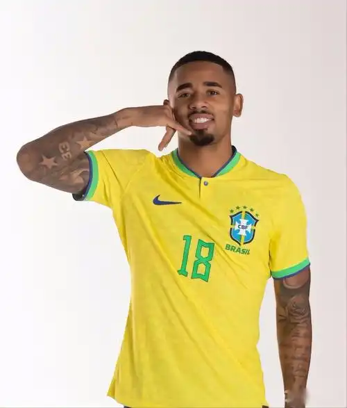 360体育-巴西国家队世界杯定妆照.