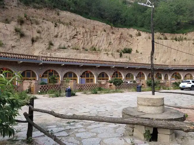 延安,延忠照星窑洞宾馆(二)