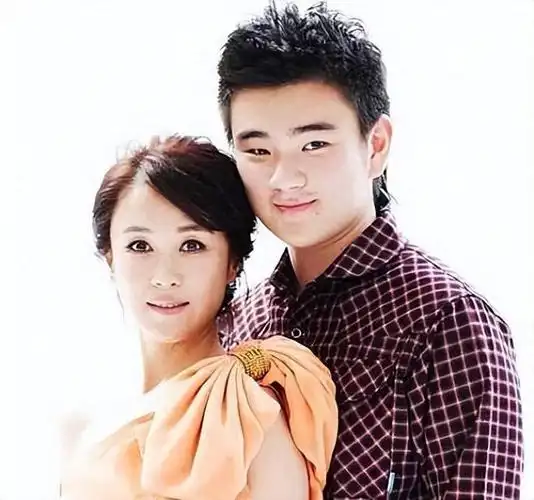 曝傅艺伟30岁儿子不幸去世,中戏同学张歆莹证实|妲己|娱乐圈|杨晓丹