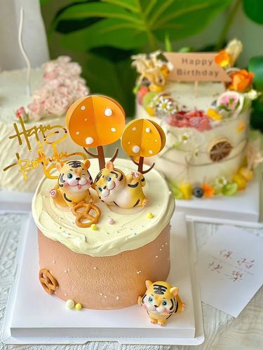 烘焙蛋糕装饰插件卡通可爱小老虎摆件虎宝宝生日派对装扮生肖配件