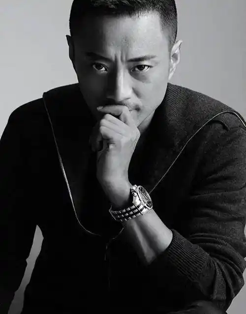 娱乐大腕儿实力派演员张涵予首度公开恋情,引发网友热议_张汉_爱情_事