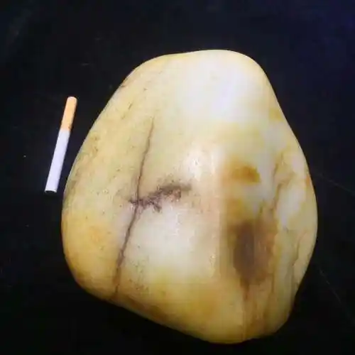 新疆和田玉籽料羊脂玉原石