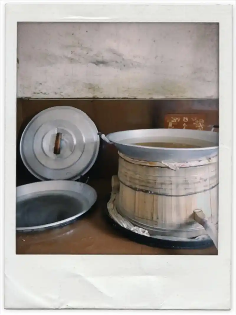 每到这个季节 农村家家户户开始酿酒 代表 - 抖音