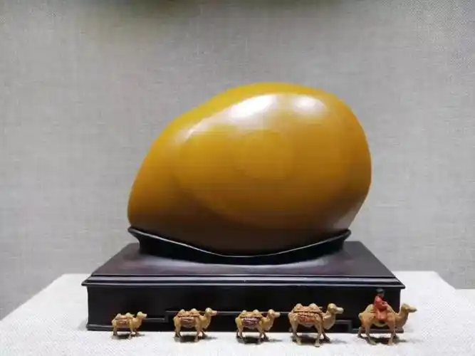 奇石档案藏家专栏-卢财德