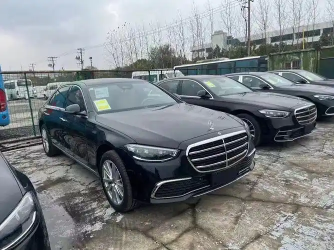 24款奔驰s400l 黑外棕内
