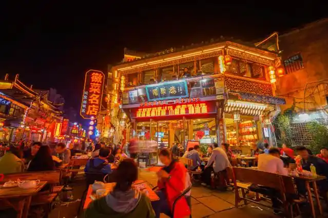 【爱上住酒店】乘着高铁,带上八个月萌宝去旅行