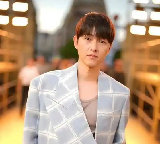 自律到7年不吃碳水,41岁的他居然长这样……_李准基_保持身材_管理