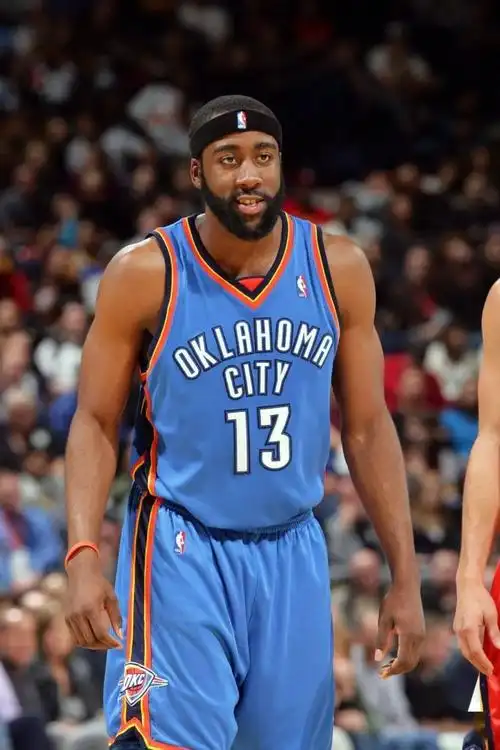 ol2三分110的超级第六人11雷霆哈登属性徽章热区一览