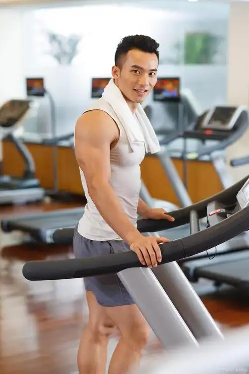 40岁的中年男人,如何重返和保持30岁的身材与体力?