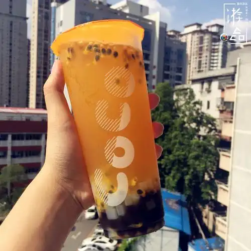 重庆妹儿通勤逛街必备奶茶,进军世界的coco,到底好不好喝?