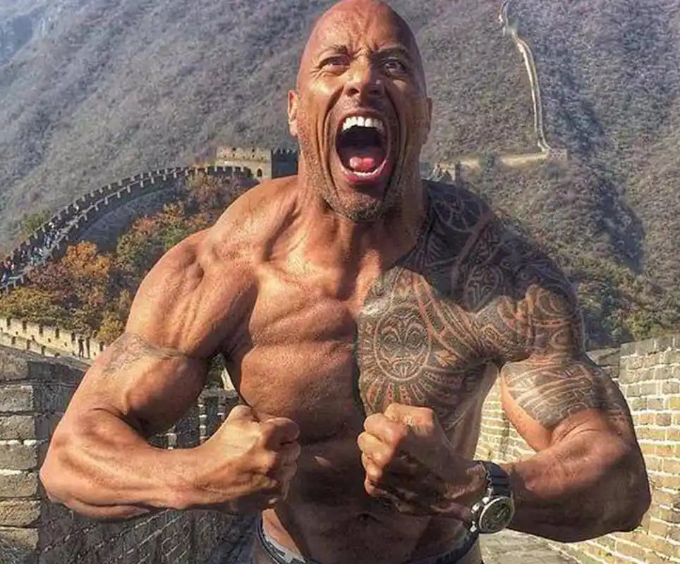 健身励志人物—世界第一硬汉"巨石"的震撼