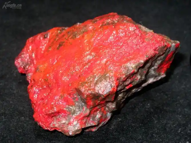 【图】大红袍鸡血石原石大料,硬地,169克!