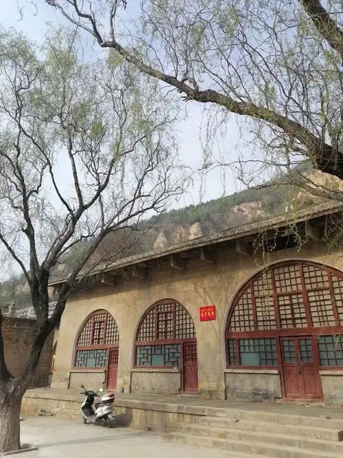 陕甘宁边区政府礼堂旧址