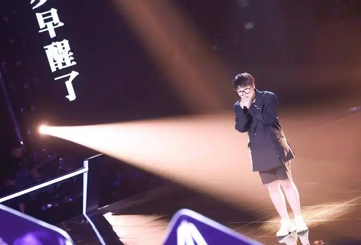 2021中国好声音导师对决首战打响李荣浩廖昌永点燃舞台