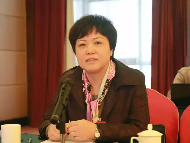 爸爸,好湿啊晓莲