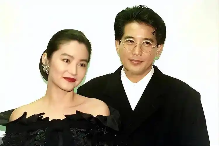 这一次,秦汉不再是人们口中的那个"负心汉"了_邵乔茵_女子_林青霞