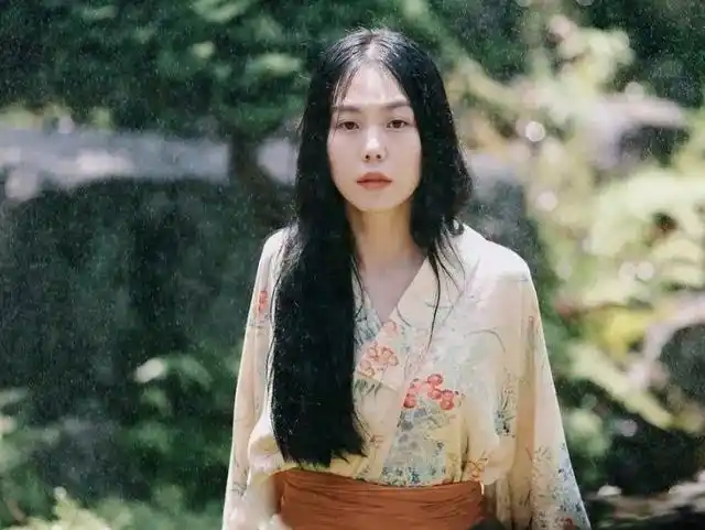 "小三影后"金敏喜,为何甩掉赵寅成和李洙赫,嫁六十岁导演?