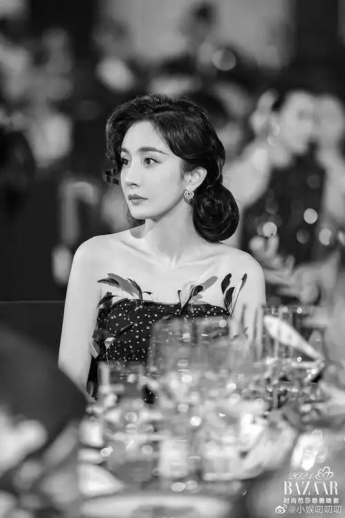 时尚芭莎晚宴图陈伟霆景甜井柏然宋茜王源杨幂杨洋angel