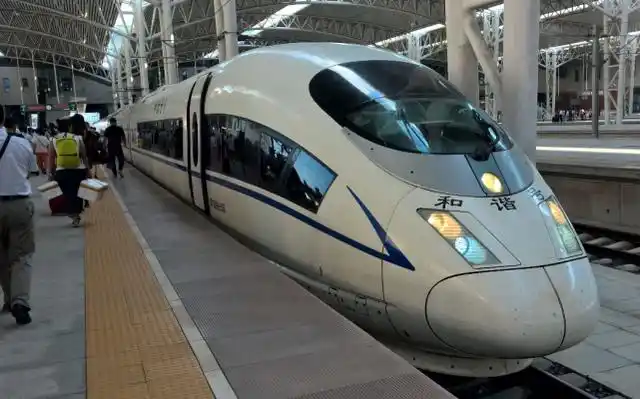 图为中国高铁