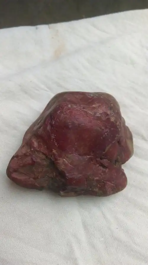 鸡血石么…谢谢