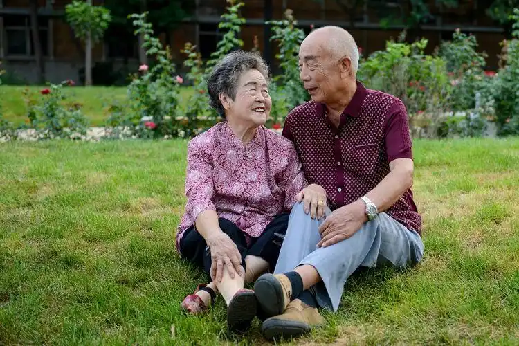 最美不过夕阳红——我镜头里的石油老人—轩辕丽娜影像