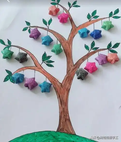 第二种diy手工:装饰品妈妈和宝宝们可以一起去剪一些树枝,然后用热熔