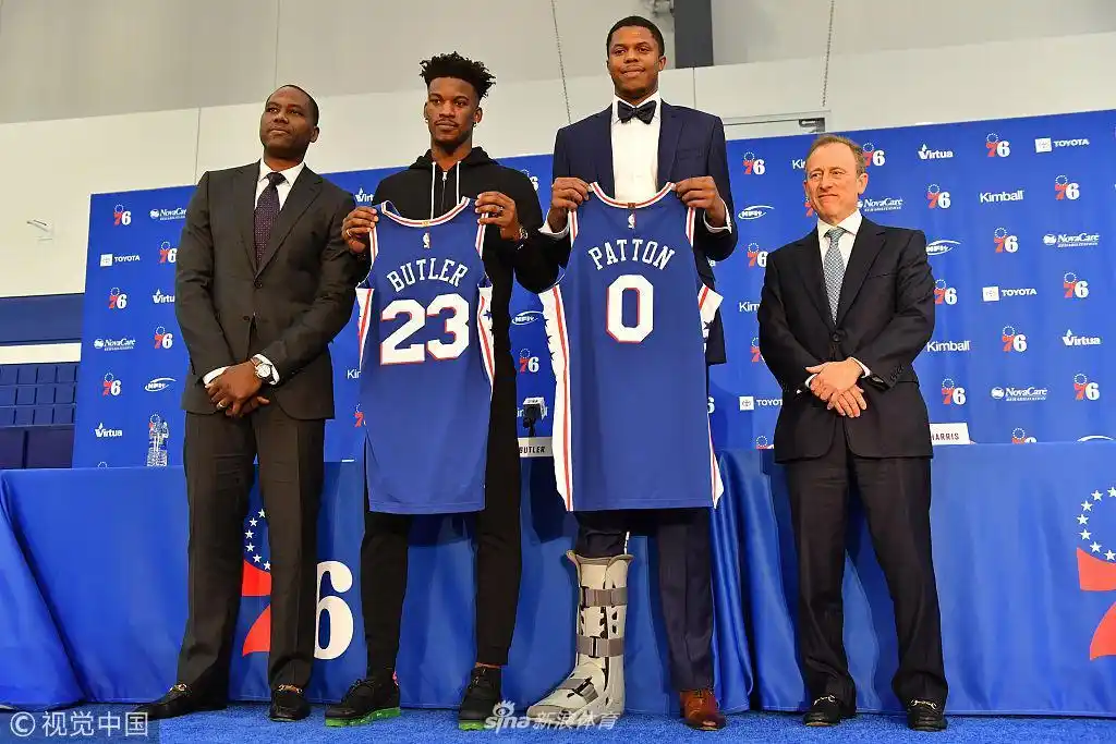 巴特勒正式亮相76人队 身穿23号球衣