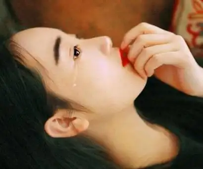 火爆抖音伤感说说带图片 伤心想哭的说说