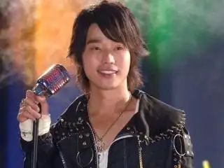 《微笑百事达》这部电视剧,你喜欢哪位明星呢?是张栋梁,还是王心灵