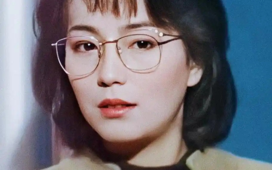 原来石榴姐没有骗人,年轻时候真的是风华绝代!