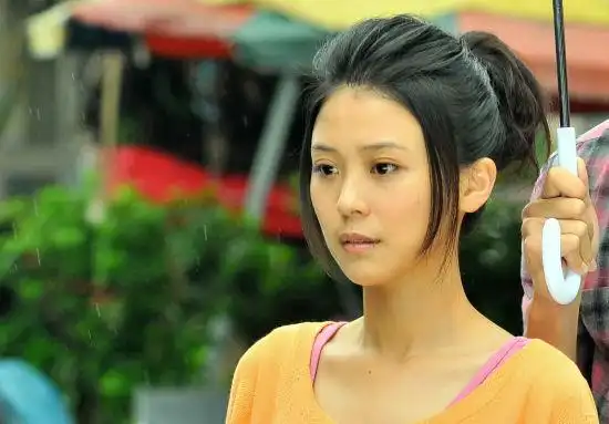 卓文萱《期待爱》mv首播 舞曲浪漫蔓延