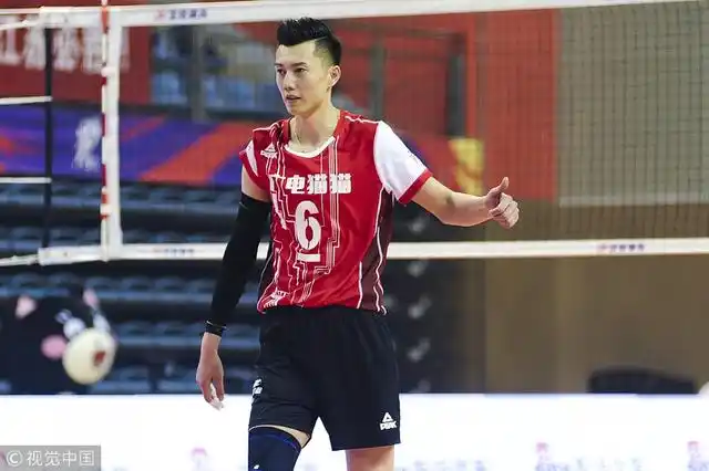 4/82017年12月31日,江苏南京,17/18男排超级联赛第10轮,江苏3-0河南.