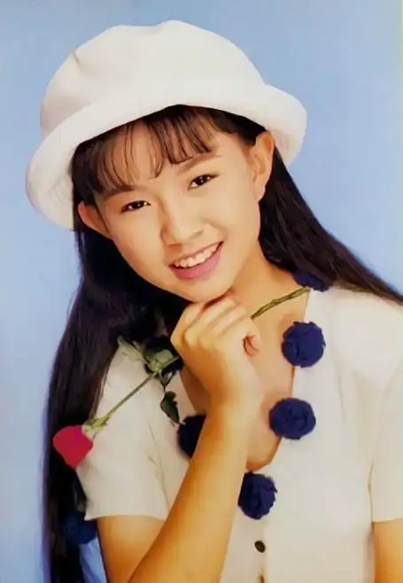 卓依婷最好听的五首歌(卓依婷5岁出道翻唱700多首歌曲)(1)