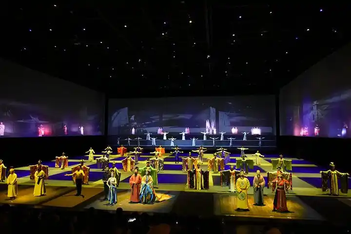 《又见敦煌》谢幕剧照.再见,《又见敦煌》.