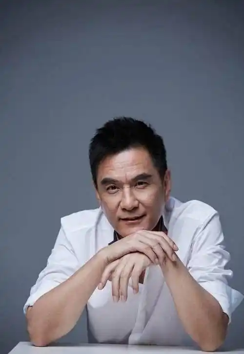 《猎场》这位腹黑boss,当年差点因出演西门庆找不到