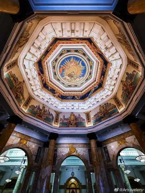 有这样一处装饰华丽,震撼无比的穹顶壁画,让观者仿佛置身欧洲的教堂