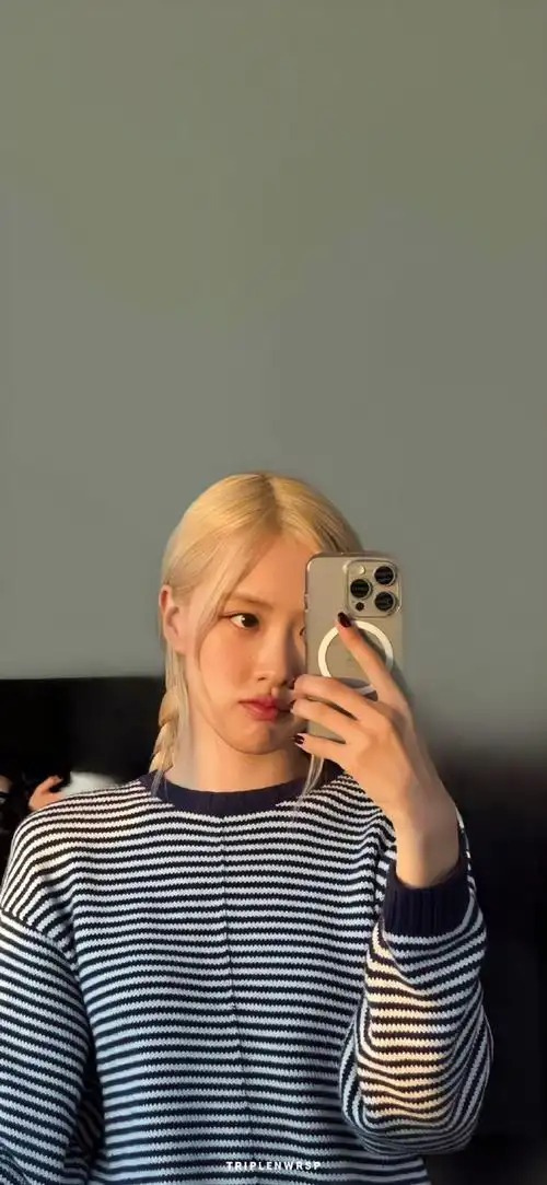 朴彩英#手机壁纸 | 06    cr.tripenwrsp