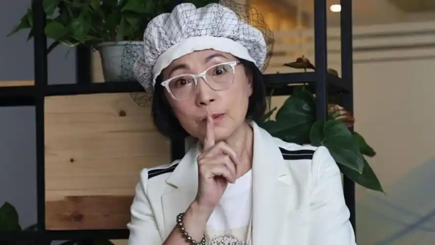 直播来钱快?石榴姐苑琼丹自曝一场一百万,潘长江高亚麟等皆投身