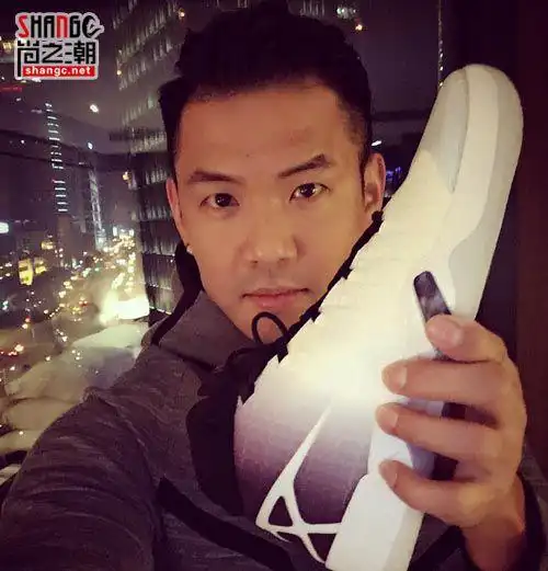 陈建州为什么离婚 发全家福否认离婚传闻