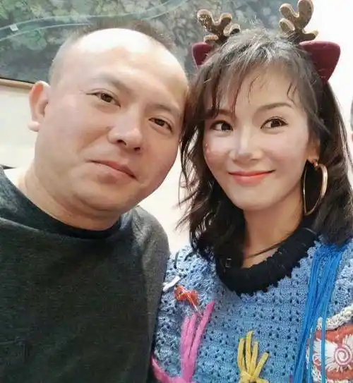 网传王珂投资亏损12亿多次被猜测离婚刘涛老公发长文回应