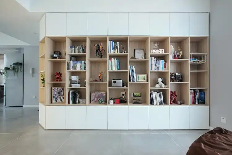 78㎡现代二居书柜墙装修效果图