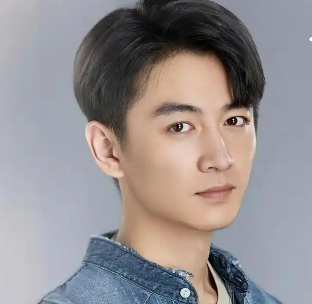 陈晓又官宣一新剧,与萨日娜搭档,演员阵容不错,值得期待