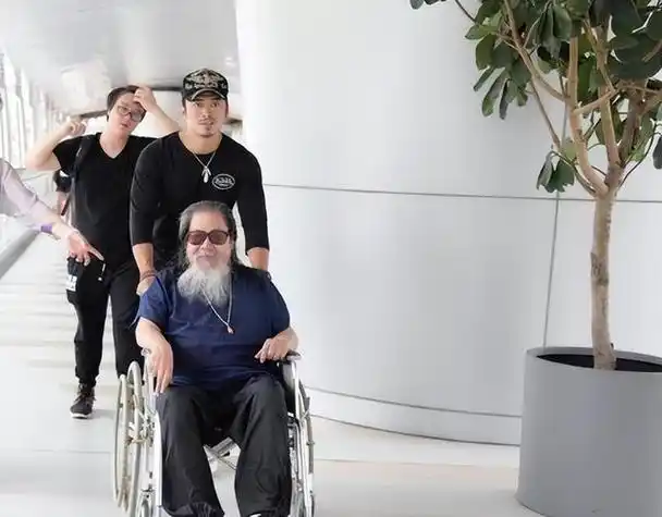 可以说如果没有父亲为他规划好前半段人生路,樊少皇也不会有后期的